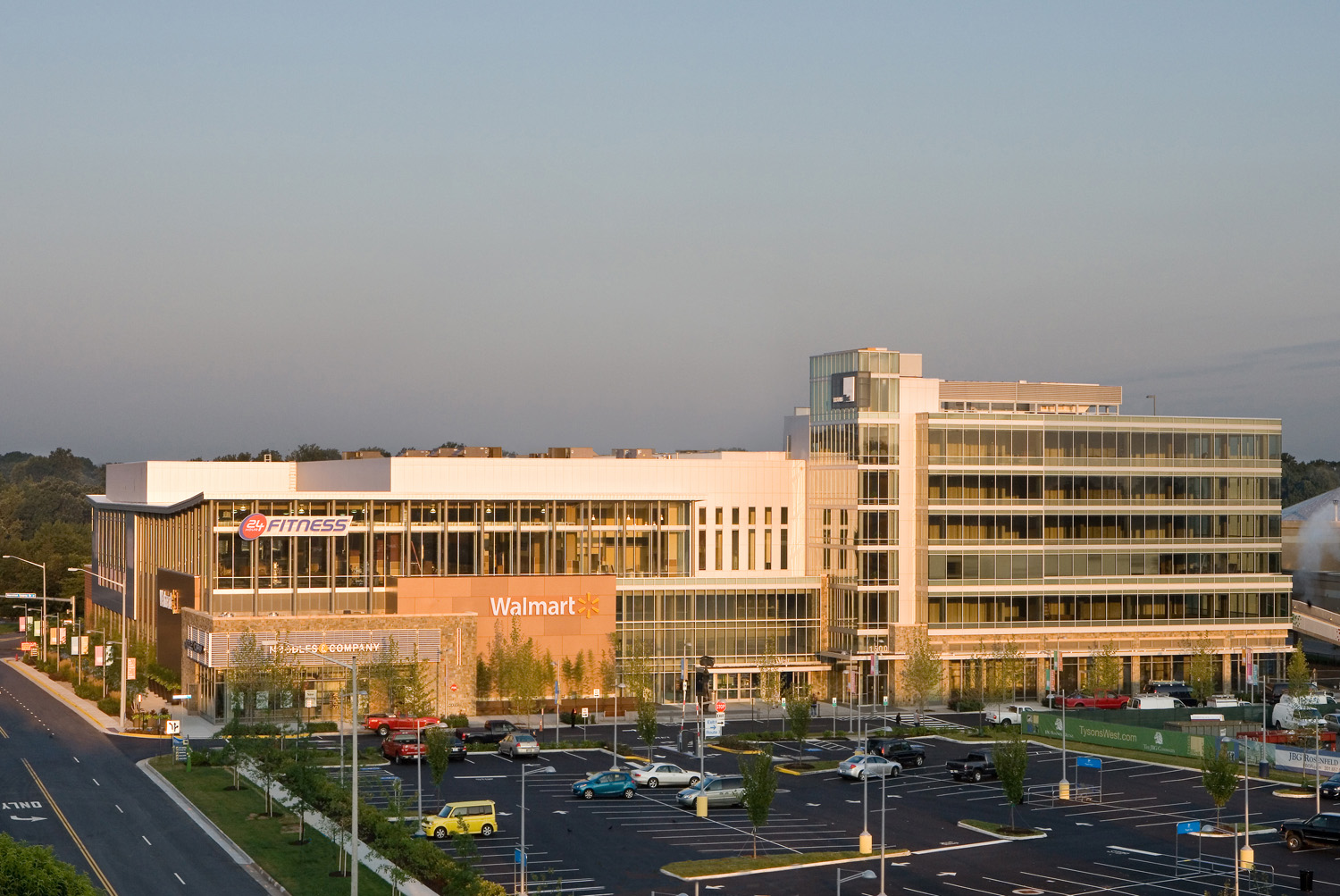 Tysons West Promenade & Phase III L.F. Jennings