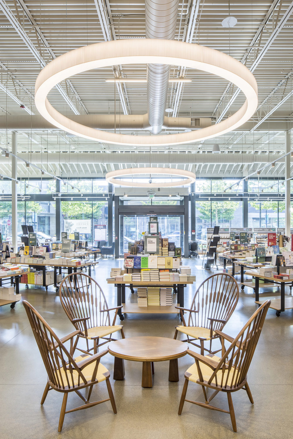 Barnes & Noble Kitchen at One Loudoun L.F. Jennings